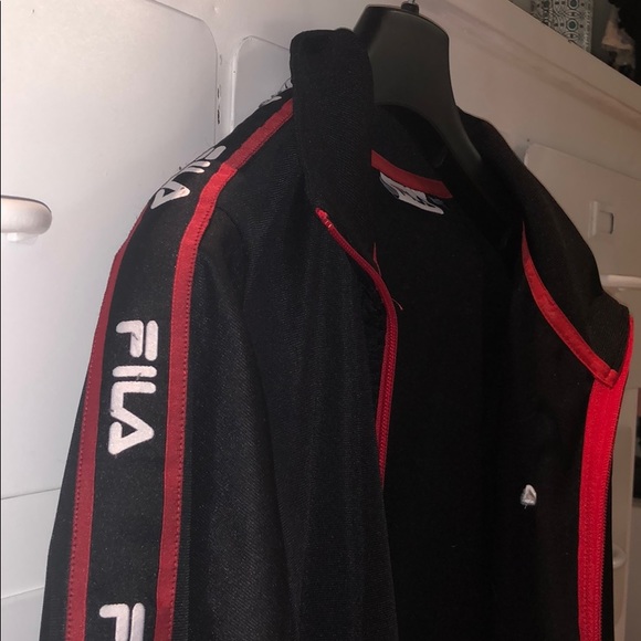 Fila vest - Picture 4 of 4